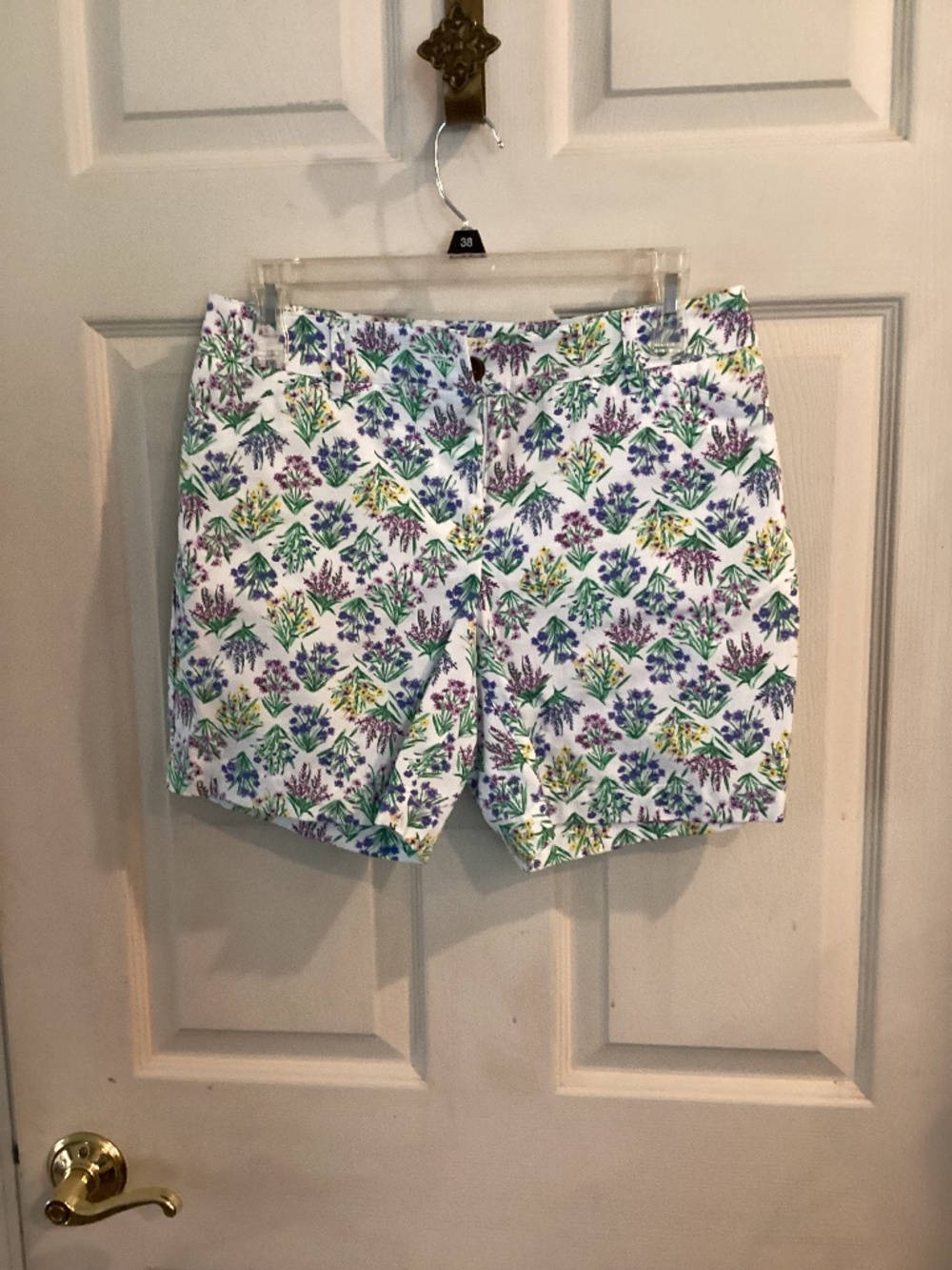 NWOT TALBOTS FLORAL SHORTS 4 P